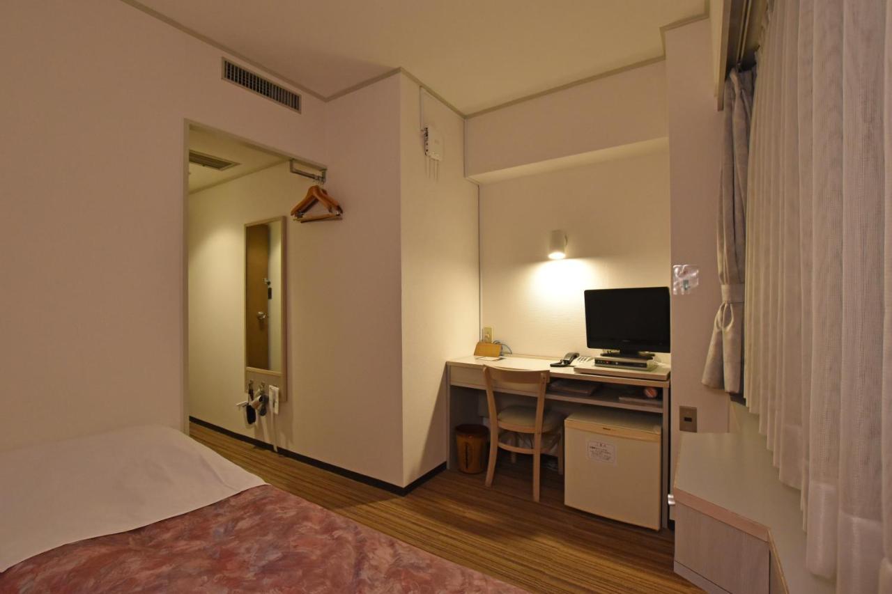 City Park Hotel Хатинохе Экстерьер фото